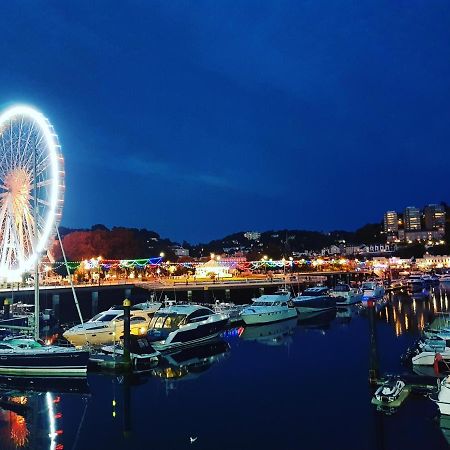 Bed& Boujee With Sea Views Apartment Torquay Luaran gambar