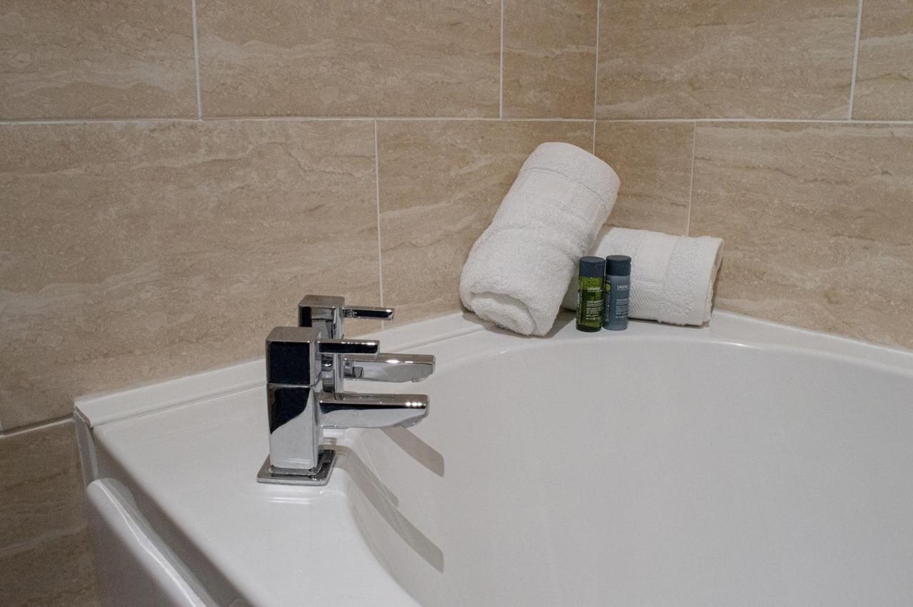 Bed& Boujee With Sea Views Apartment Torquay Luaran gambar
